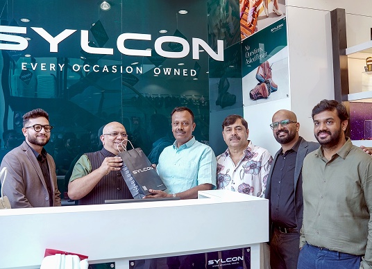 Sylcon franchise store event photograph